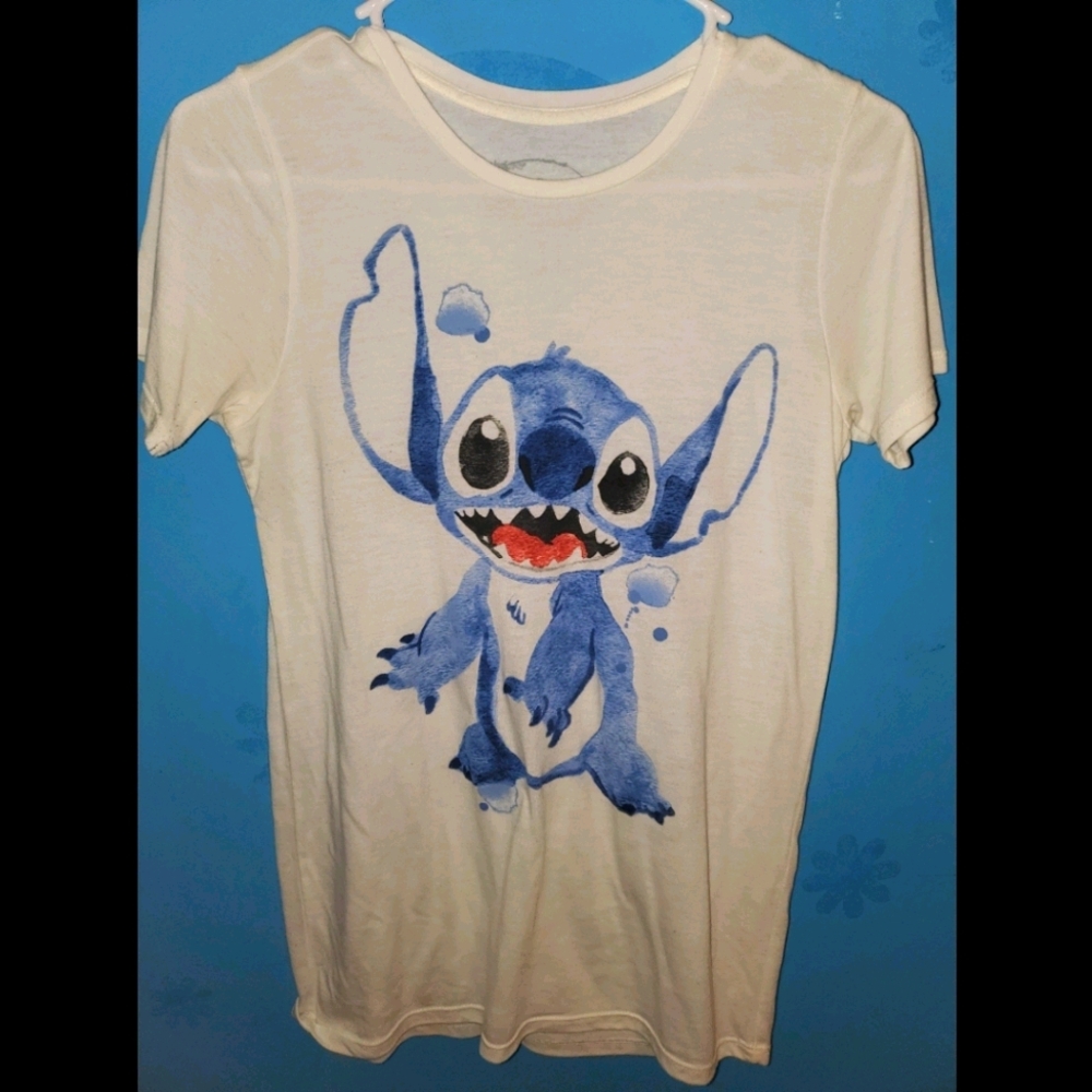 White Disney stitch t shirt